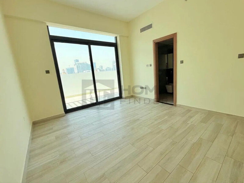 Apartment for Sale in Oxford Residence 1 - Jumeirah Village Circle, Dubai - Spacious 1BR | High Floor | Walk-in Closet | Community View | Oxford Residence 2 JVC at 1189999 AED